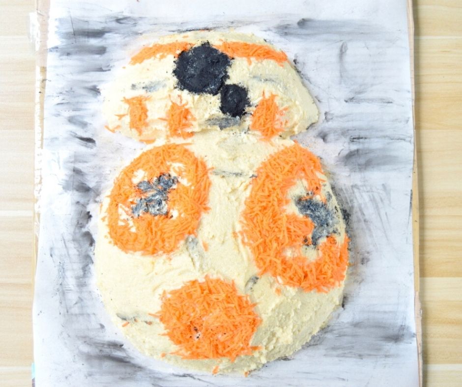 Surprise Your Family And Friends With This BB-8 Cake Recipe